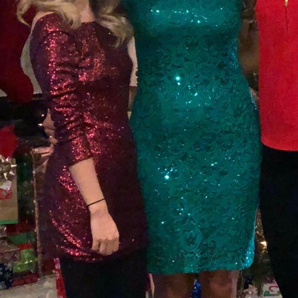 ❌ SOLD Red Sequin dress - Picture 5 of 5